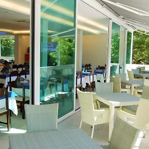 https://hotel-matteo.emilia-romagnahotels.net